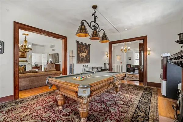 $1,349,000 | 1 Hawthorne Place, Independence, MO 64052