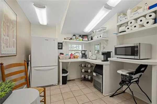 $1,349,000 | 1 Hawthorne Place, Independence, MO 64052