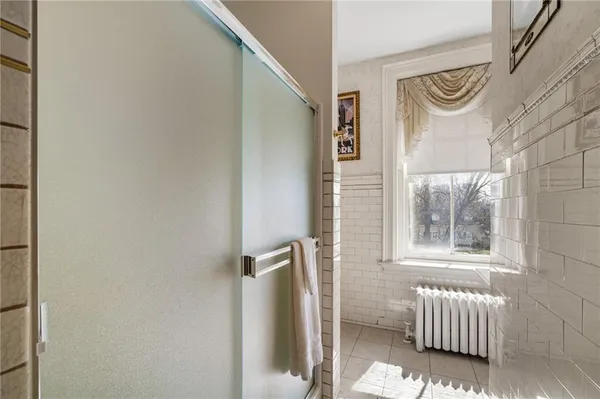 $1,425,000 | 1 Hawthorne Place, Independence, MO 64052