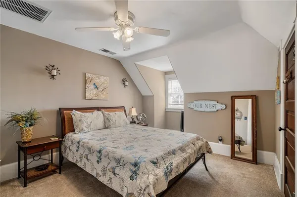 $1,349,000 | 1 Hawthorne Place, Independence, MO 64052