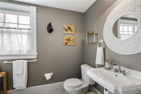 $1,349,000 | 1 Hawthorne Place, Independence, MO 64052