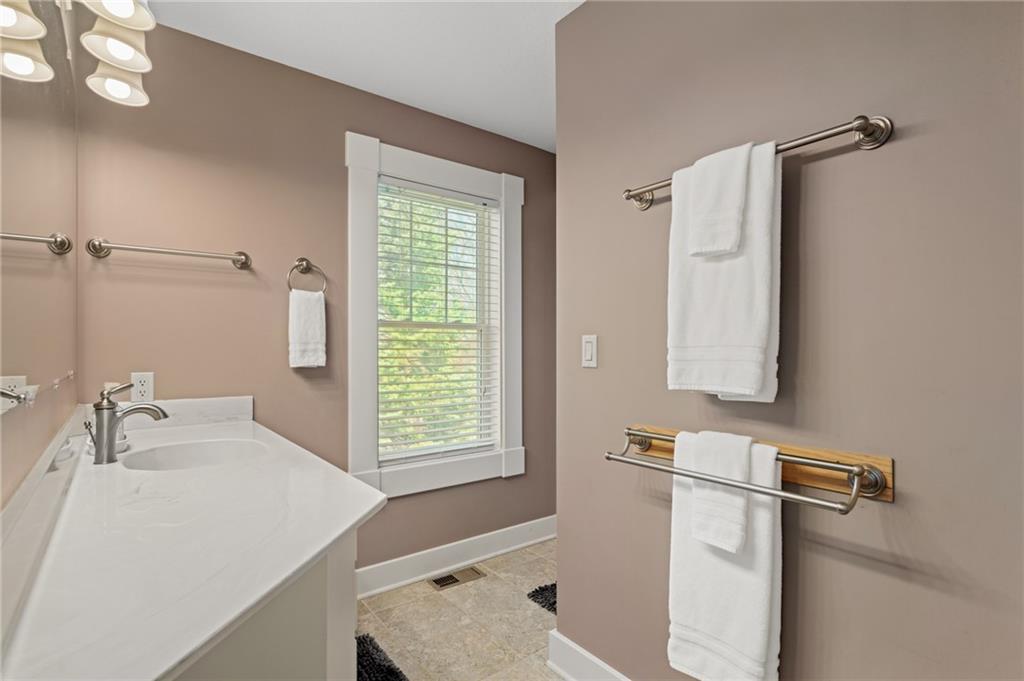 1 Hawthorne Place Independence, MO 64052 - Photo 57 of 73