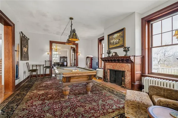 $1,425,000 | 1 Hawthorne Place, Independence, MO 64052