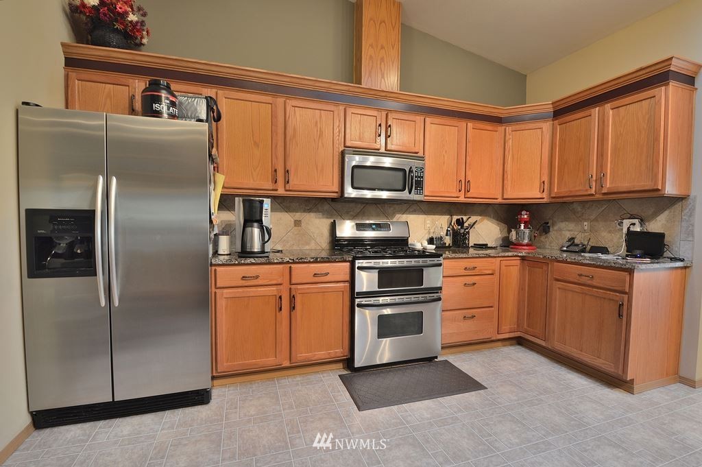 730 Brockway Road Chehalis, WA 98532 - Photo 12 of 25