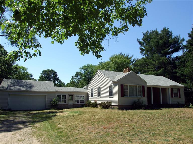 1545 Horton Road Muskegon, MI 49445 - Photo 1 of 19 Primary Photo