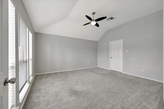 $2,350 | 3915 Summerfield Drive, Pearland, TX 77584