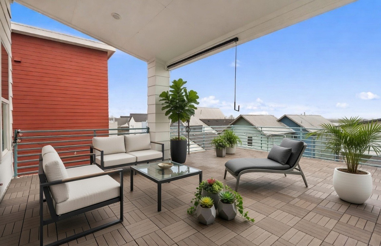 6104 Florencia Lane Austin, TX 78724 - Photo 6 of 31 View of patio featuring an outdoor lounge area