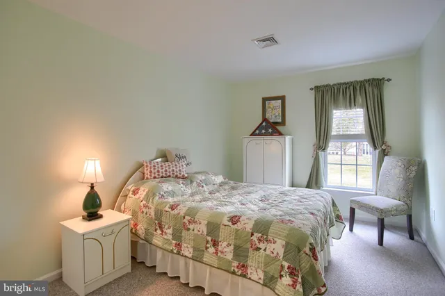 $299,900 | 14 Creek Bank Drive, Mechanicsburg, PA 17050