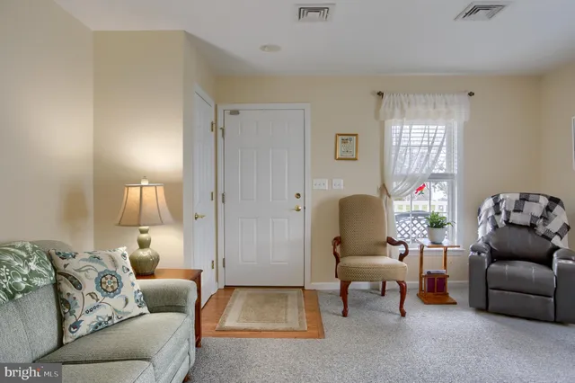 $299,900 | 14 Creek Bank Drive, Mechanicsburg, PA 17050