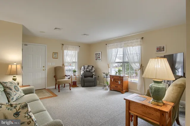 $299,900 | 14 Creek Bank Drive, Mechanicsburg, PA 17050