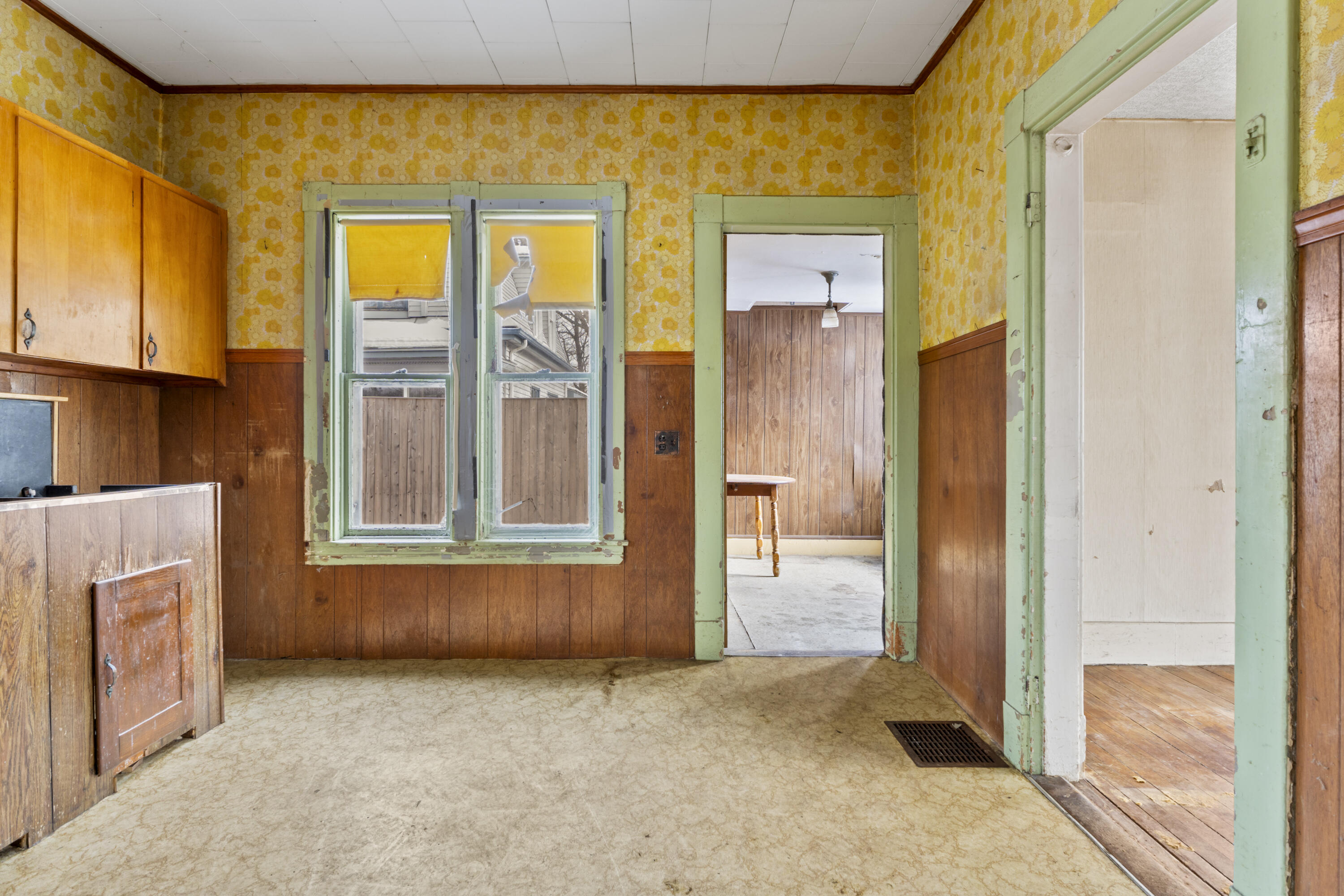 44 Rogers Road Kittery, ME 03904 - Photo 7 of 65 44 Rogers Rd_119