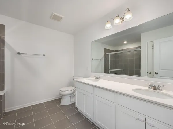 $599,990 | 444 Radcliff Lane, South Elgin, IL 60177