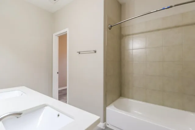 $1,835 | 5049 Rifle Road, Conroe, TX 77303