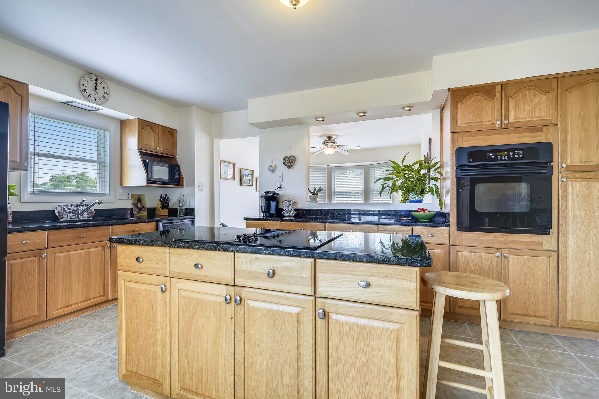You'll love cooking at this island