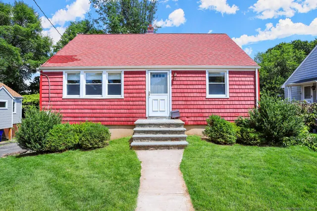 $3,950 | 22 Tracey Street, Norwalk, CT 06850