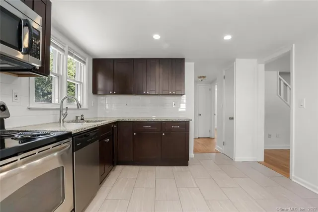 $3,950 | 22 Tracey Street, Norwalk, CT 06850