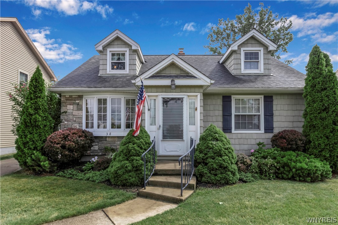 38 Treadwell Road Tonawanda, NY 14150 - Photo 1 of 1 Gallery Image 1