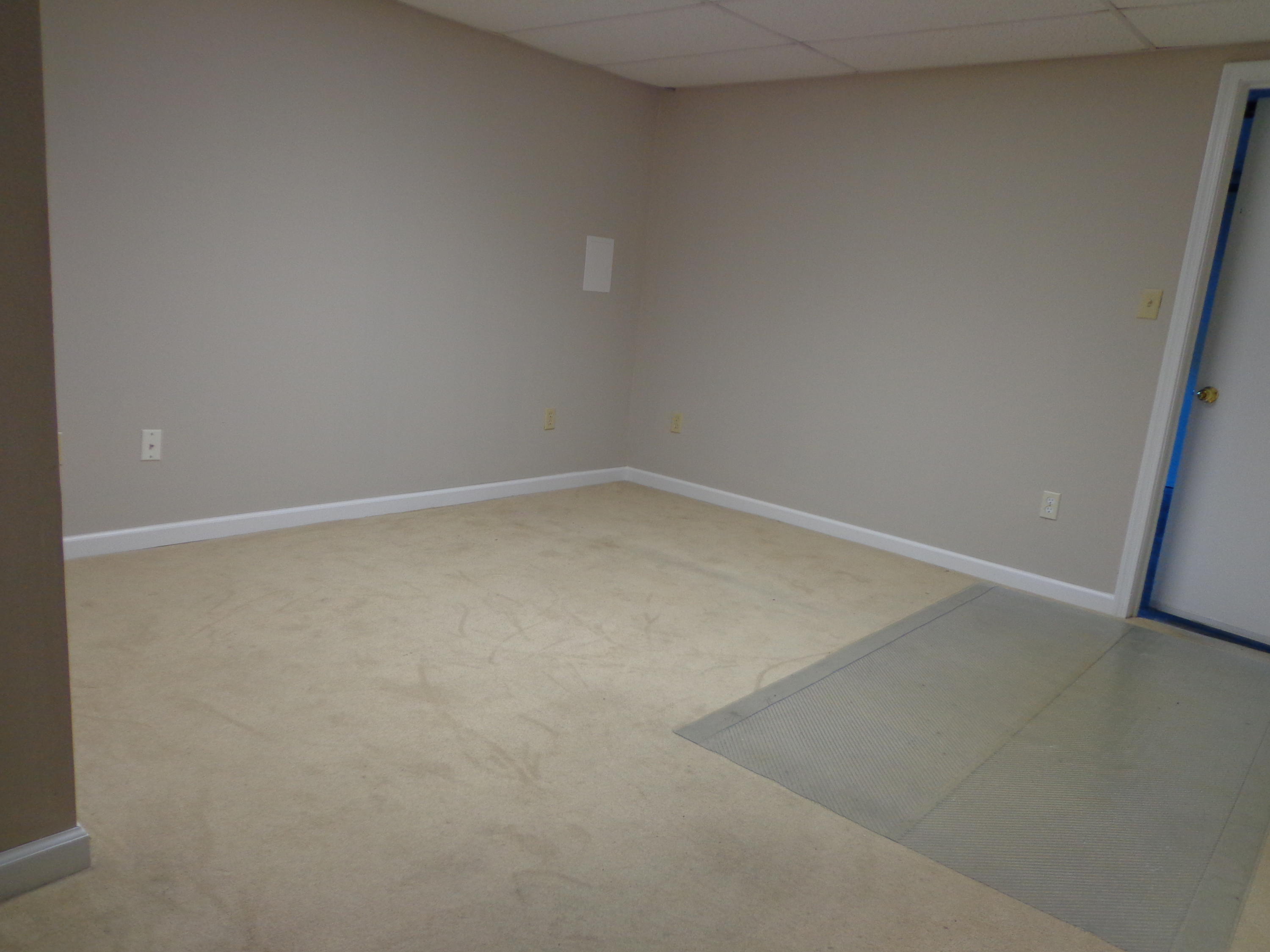 308 Highfield Road Salem, VA 24153 - Photo 23 of 31 DSC07438