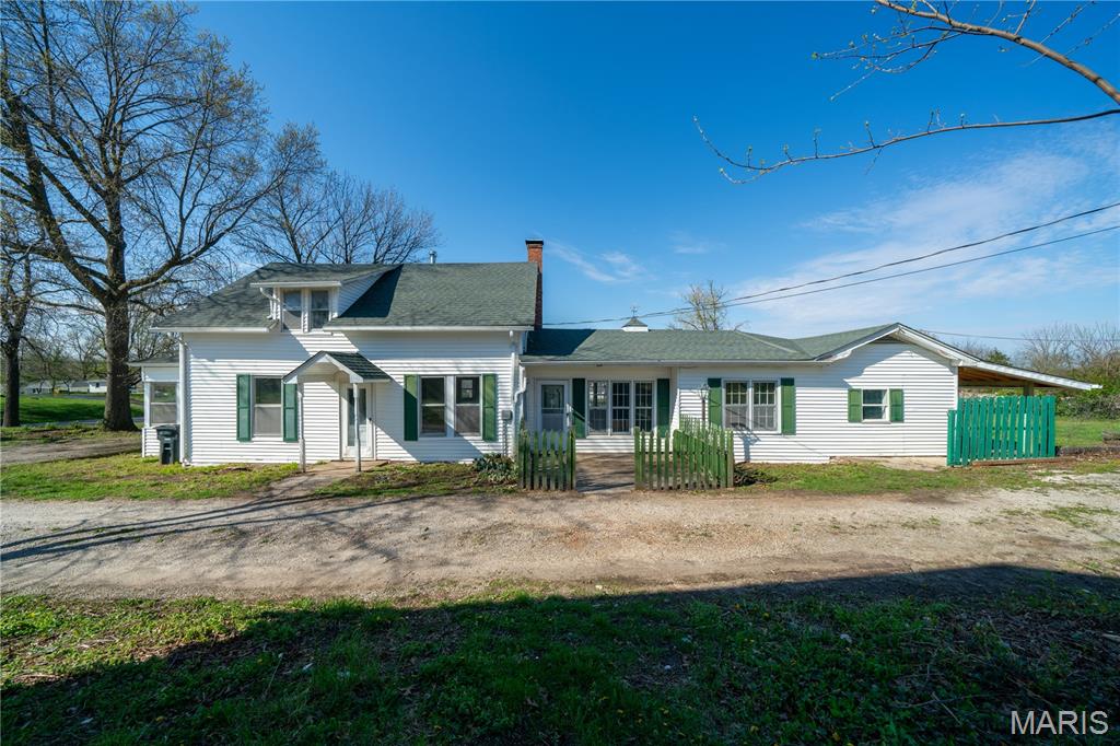 820 Mokane Road Fulton, MO 65251 - Photo 1 of 43