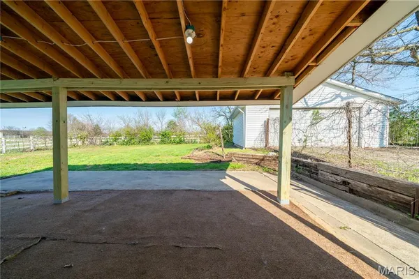 $195,000 | 820 Mokane Road, Fulton, MO 65251