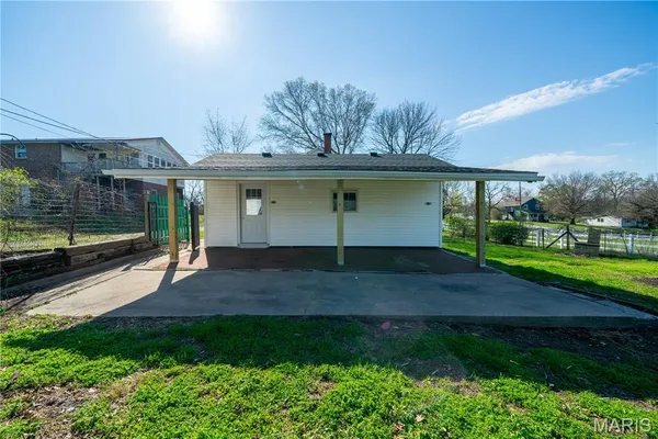 $195,000 | 820 Mokane Road, Fulton, MO 65251