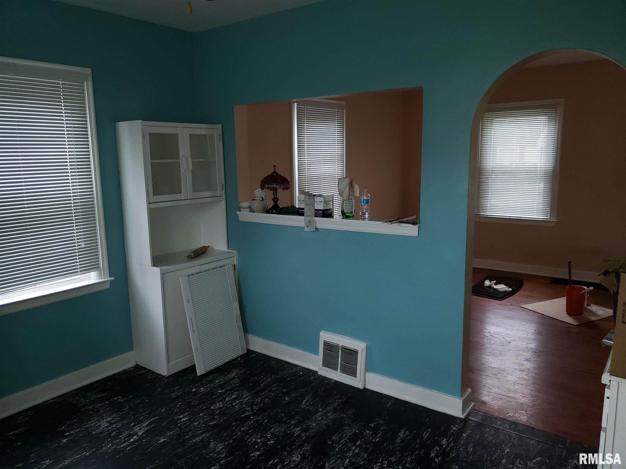 2233 Cincinnati Avenue Springfield, IL 62702 - Photo 4 of 9