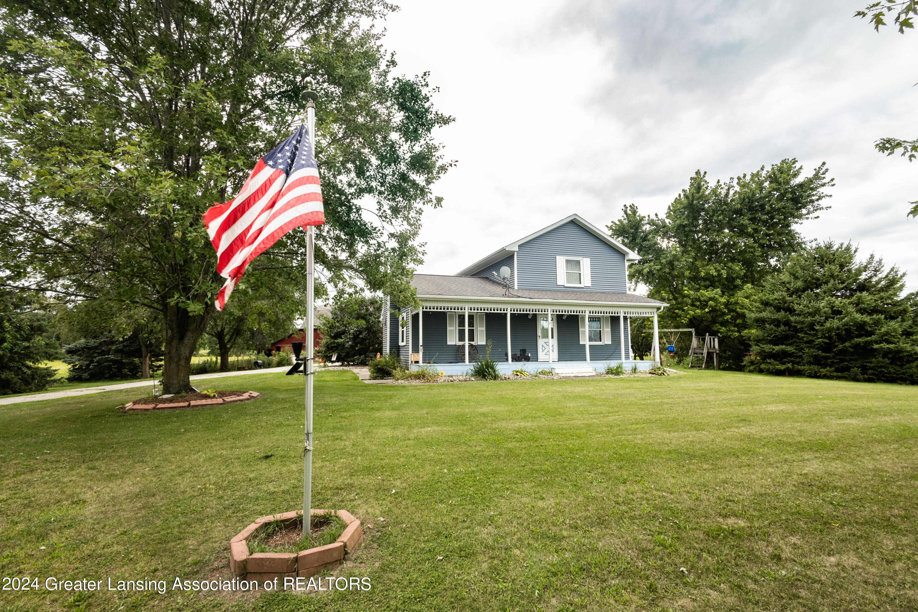 9082 South Wacousta Road Dewitt, MI 48820 - Photo 4 of 51 9082-073324
