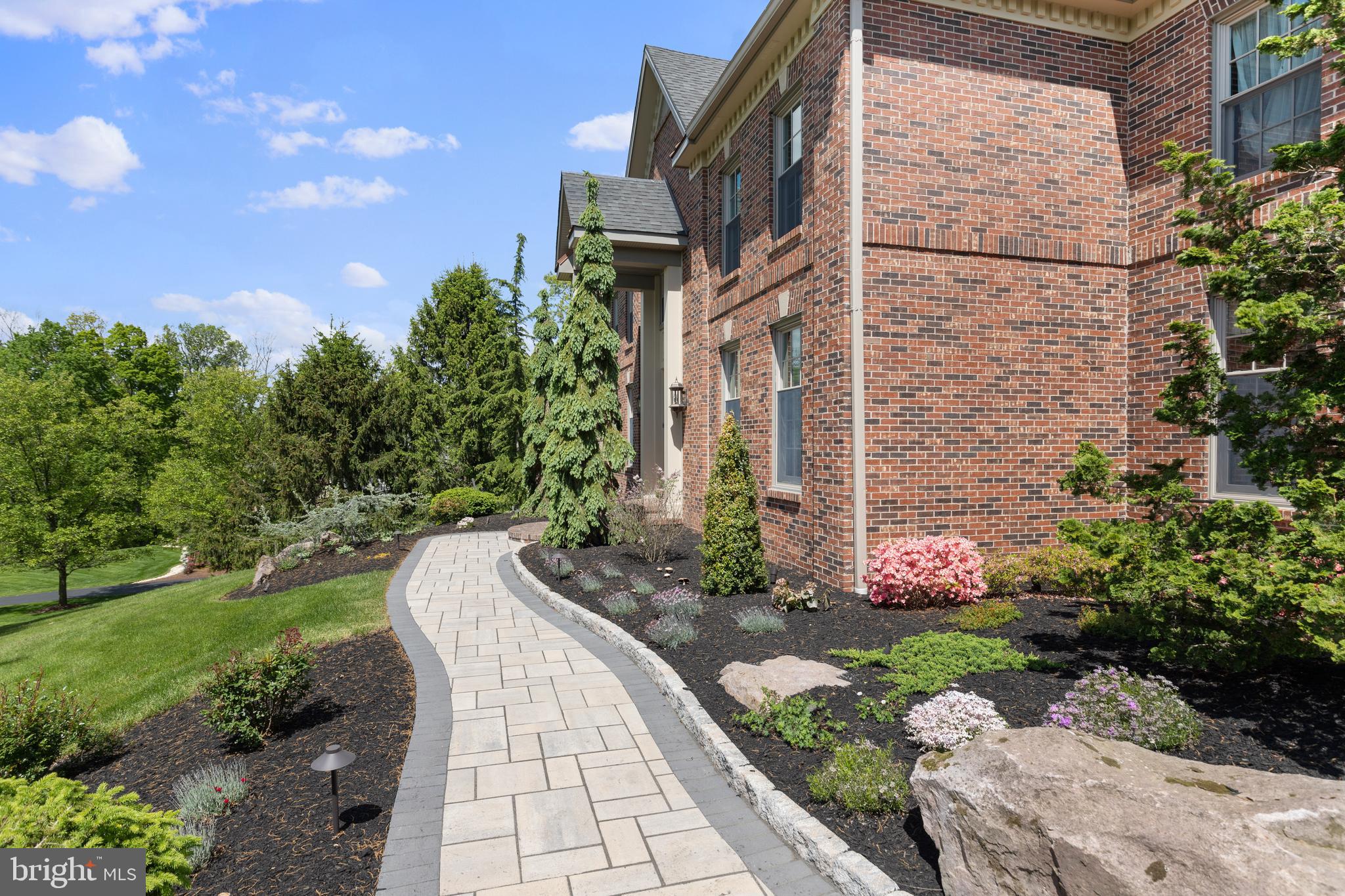 365 Ridge Avenue Newtown, PA 18940 - Photo 7 of 50 Gallery Image 7