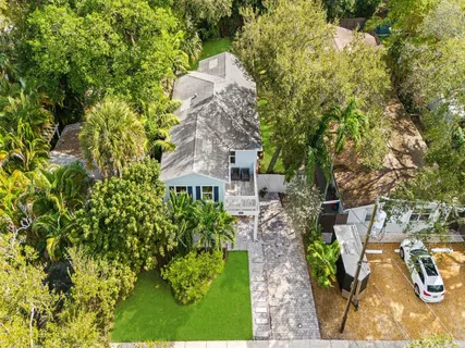 $999,950 | 304 Seminole Avenue, Fort Lauderdale, FL 33312