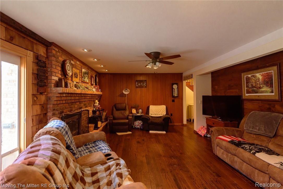 13533 Briar Hill Road Carleton, MI 48117 - Photo 14 of 62 13533_briar_hill-30.jpg