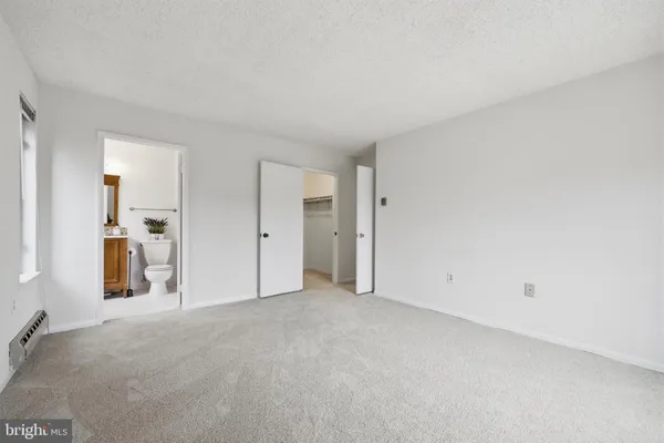 $265,000 | 15311 Pine Orchard Drive, Unit 872A, Silver Spring, MD 20906