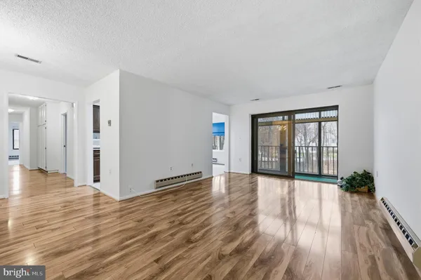 $265,000 | 15311 Pine Orchard Drive, Unit 872A, Silver Spring, MD 20906