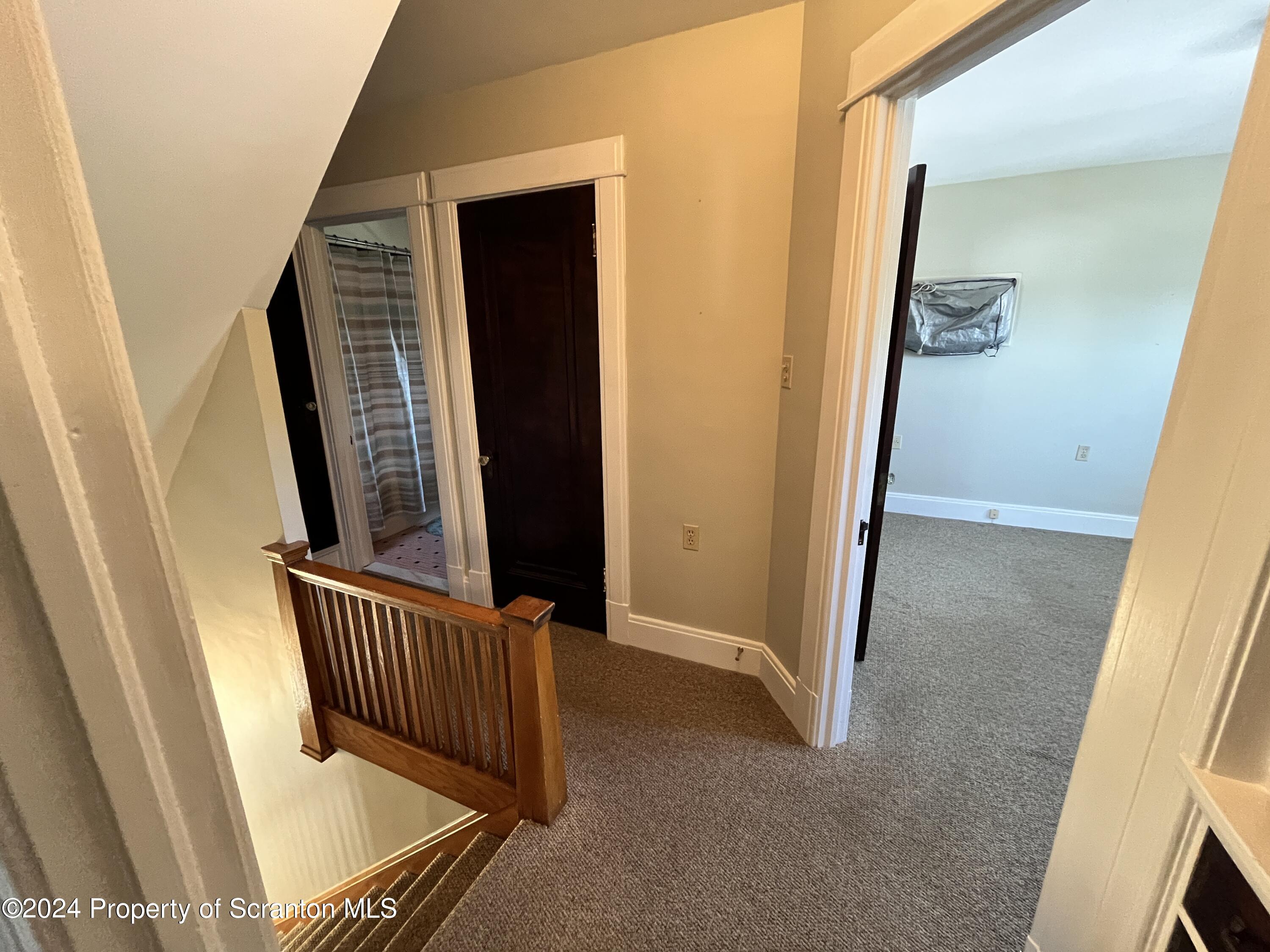2002 Green Ridge Street Dunmore, PA 18512 - Photo 16 of 43 an entryway with a small space