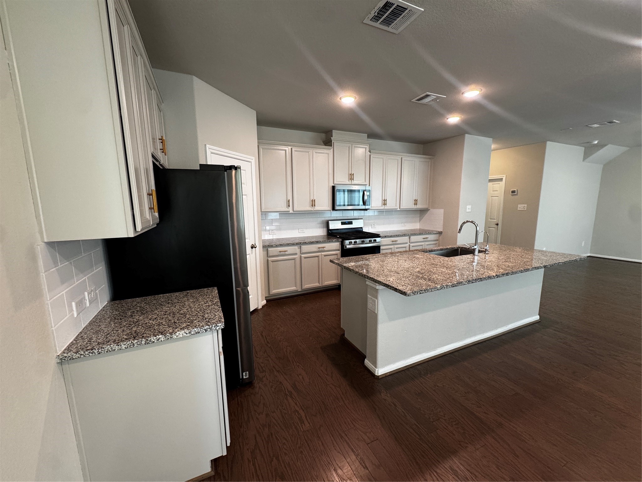 10310 Mount Winchell Drive Rosharon, TX 77583 - Photo 9 of 20 Gallery Image 9