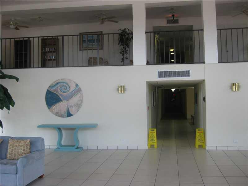 9233 Southwest 8th Street, Unit 417 Boca Raton, FL 33428 - Photo 9 of 10 Lobby/Reception
