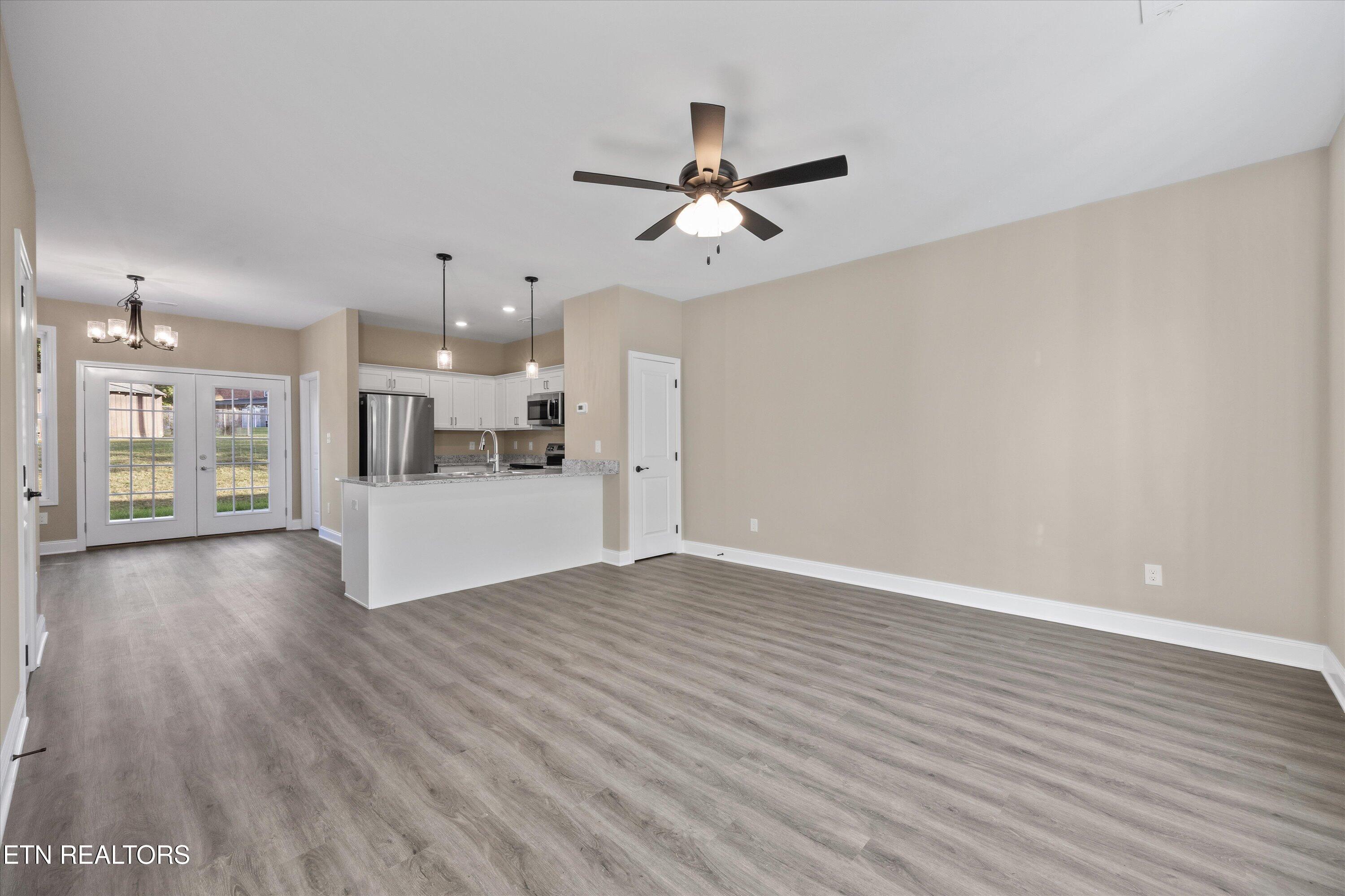 481 Broome Road Northwest, Unit 204 Knoxville, TN 37909 - Photo 5 of 22 05-481 Chadwick Dr 11