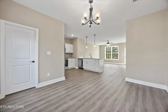 $2,000 | 481 Broome Road Northwest, Unit 204, Knoxville, TN 37909