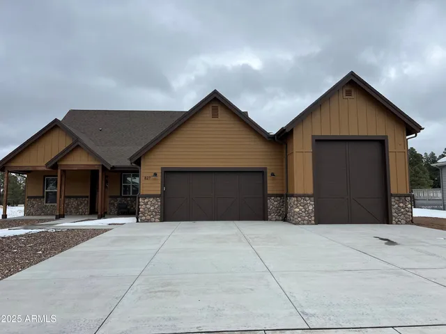 $825,000 | 827 Torrey Pines Drive, Williams, AZ 86046