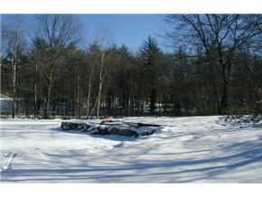 62 Cross Road Sandown, NH 03873 - Photo 2 of 8