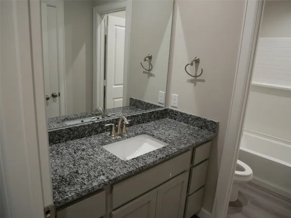 $1,850 | 1621 La Delle Street, Wharton, TX 77488