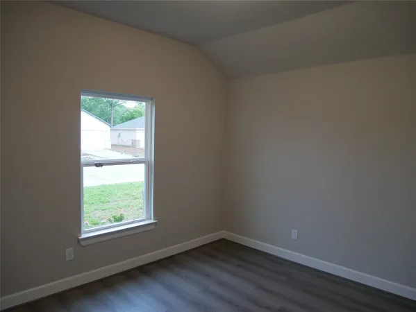 $1,850 | 1621 La Delle Street, Wharton, TX 77488