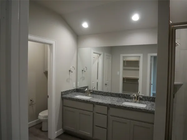 $1,850 | 1621 La Delle Street, Wharton, TX 77488