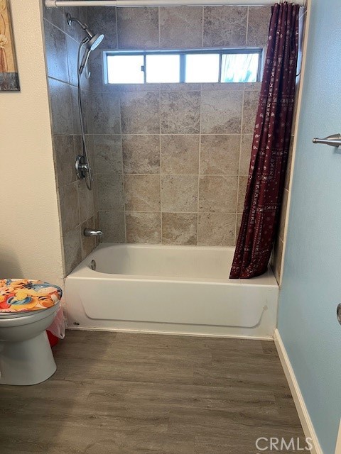 4901 Green River Road, Unit 104 Corona, CA 92878 - Photo 23 of 59 a bathroom with a bathtub and shower