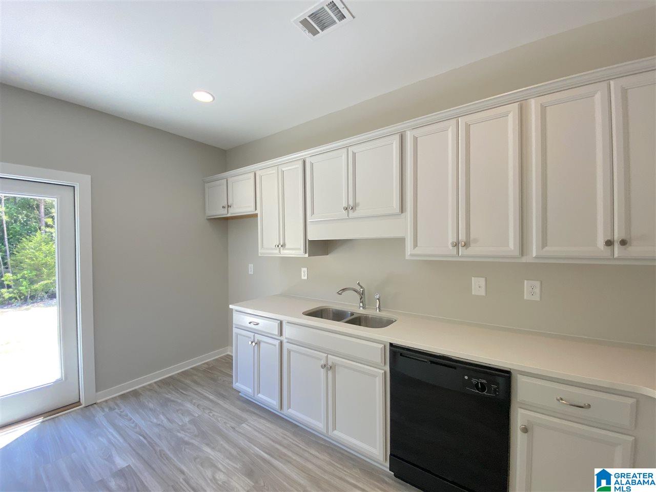 102 Ballington Way Clanton, AL 35045 - Photo 10 of 22