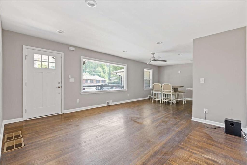 3331 Casa Linda Drive Decatur, GA 30032 - Photo 5 of 33