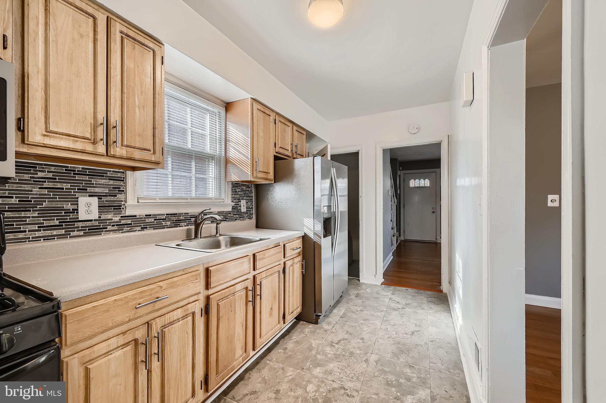 375 Marydell Road Baltimore, MD 21229 - Photo 10 of 28 Gallery Image 10