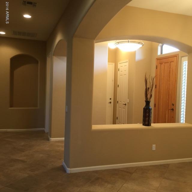 18396 West Piedmont Road Goodyear, AZ 85338 - Photo 3 of 56