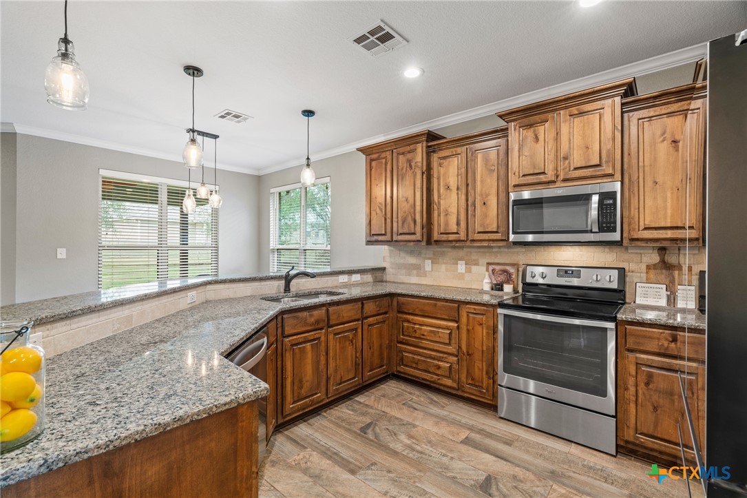 5562 Denmans Loop Belton, TX 76513 - Photo 16 of 44