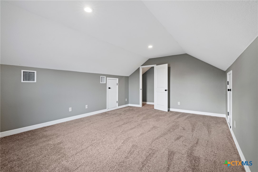 5562 Denmans Loop Belton, TX 76513 - Photo 34 of 44