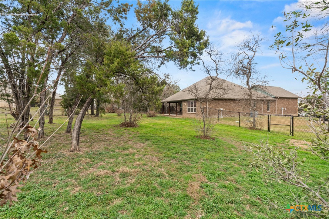 5562 Denmans Loop Belton, TX 76513 - Photo 35 of 44